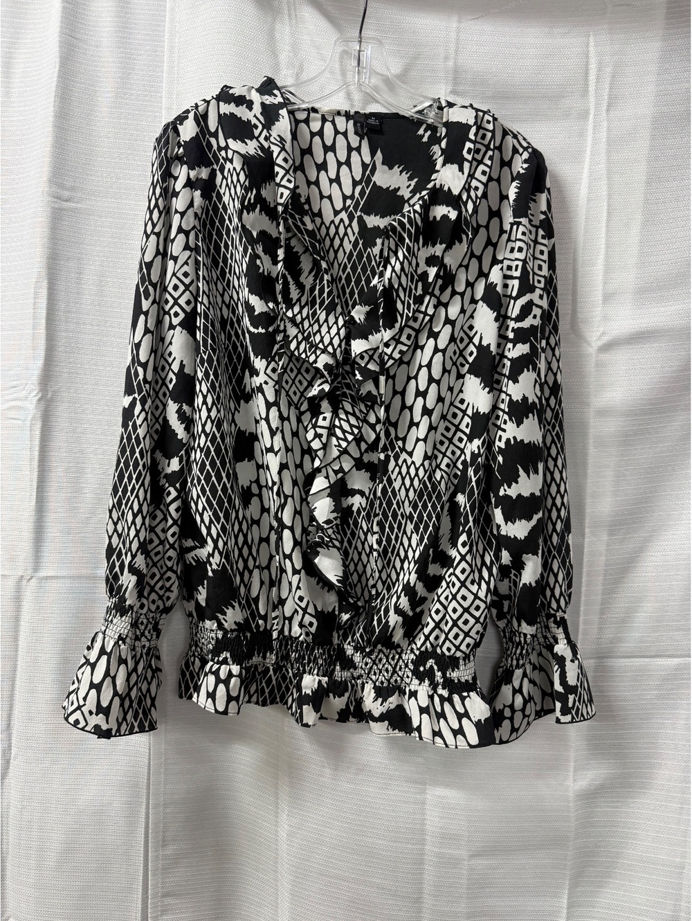 Sioni Black and White Patterned Long Sleeve Blouse Size M
